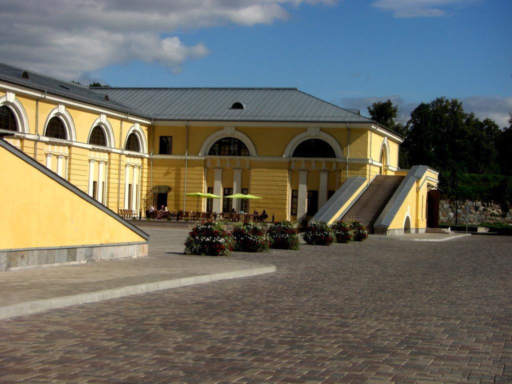 Picturesque Apartment Into Antique Fortress Daugavpils Phòng bức ảnh